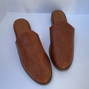 Universal Thread 7 Brown Mules!